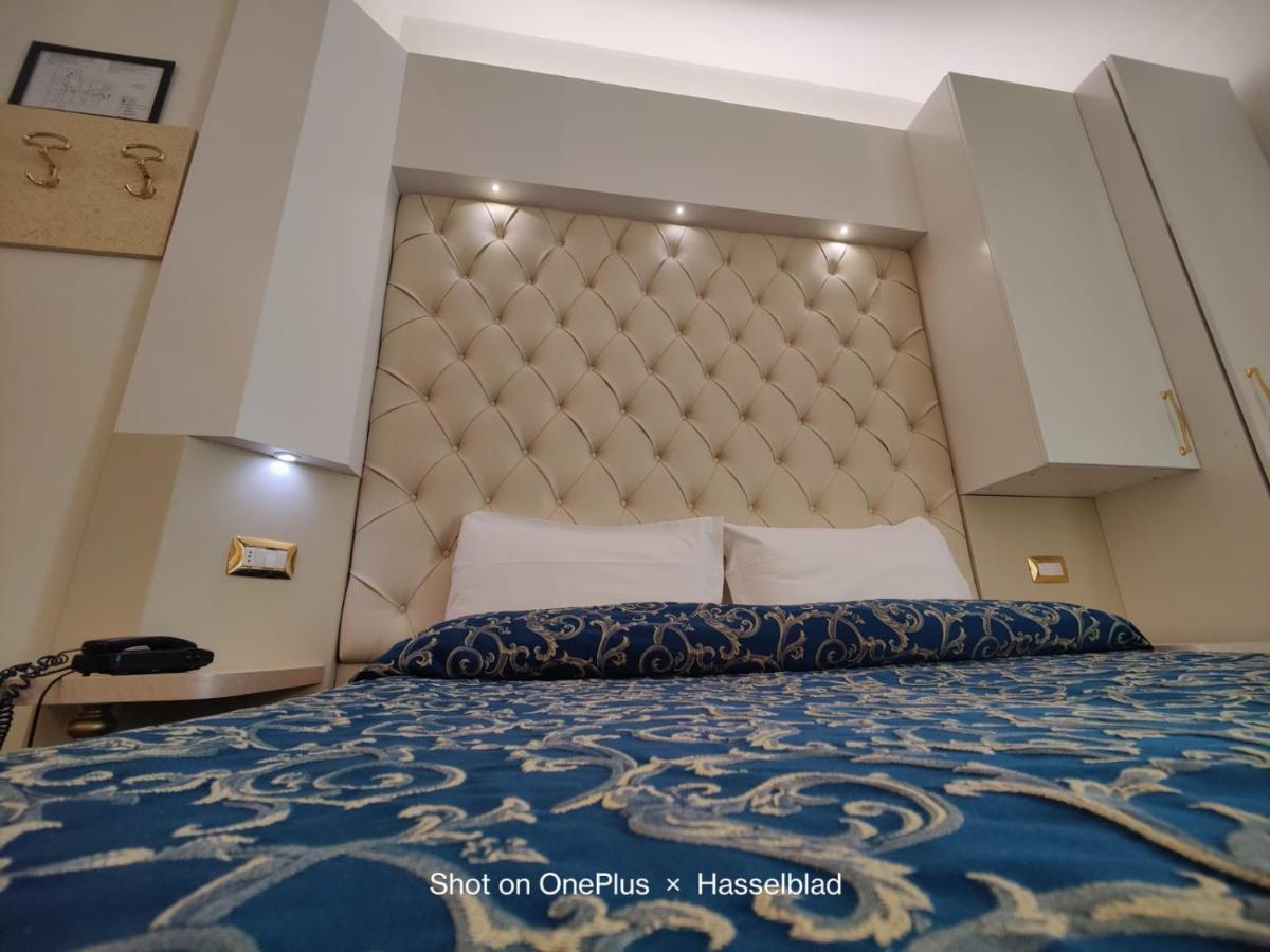 Hotel Ambassador Rimini Esterno foto