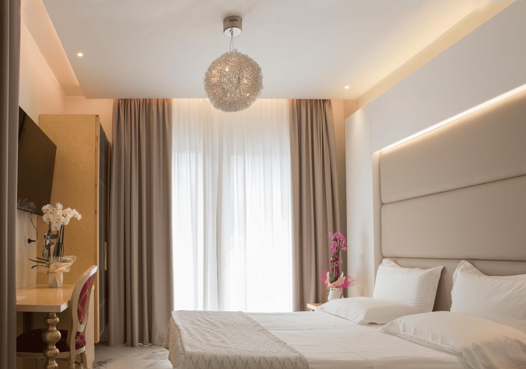 Hotel Ambassador Rimini Esterno foto
