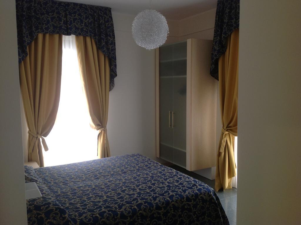 Hotel Ambassador Rimini Esterno foto