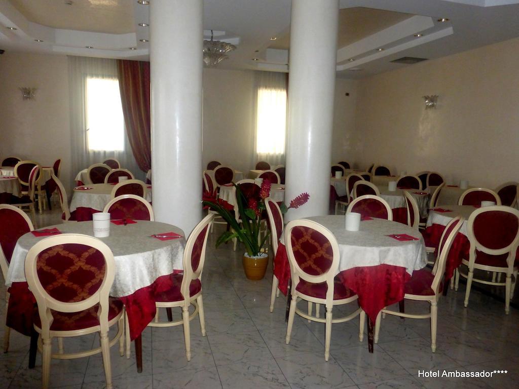 Hotel Ambassador Rimini Esterno foto